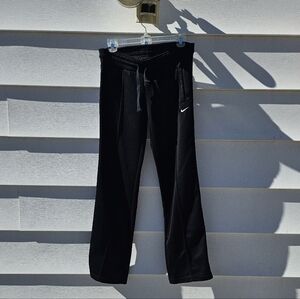 Nike Womens Black Pull-On Athletic Sweatpants with Swoosh